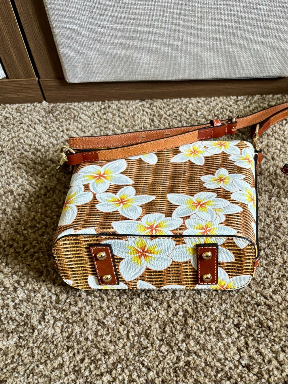 Dooney & Bourke Brown Wicker Print Floral Crossbody Plumeria - Picture 2 of 12